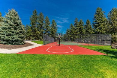 Immaculate high-end custom home built by renowned R&H on Aspen Lakes Golf Course in Oregon - for sale on GolfHomes.com, golf home, golf lot