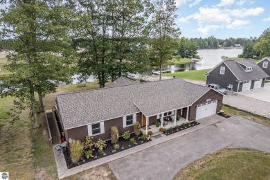 Welcome to 7288 Cedar Lake! Completely updated ranch with 100' on Lakewood Shores Resort  in Michigan - for sale on GolfHomes.com, golf home, golf lot