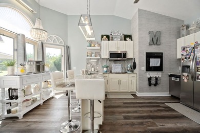 Stunning 4-Bedroom Home on White Plains Golf Course with Extra on White Plains Golf Course in Tennessee - for sale on GolfHomes.com, golf home, golf lot