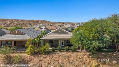 Discover this beautiful, gently lived-in home in Desert Ridge! on The Oasis Golf Club in Nevada - for sale on GolfHomes.com, golf home, golf lot