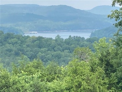 Affordable Lakeview Home with character. Older home in good on Holiday Island Executive Golf Course in Arkansas - for sale on GolfHomes.com, golf home, golf lot