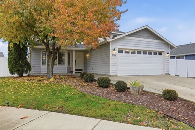 Welcome Home! Cul-de-sac living at its best in Big Sky, just 2 on The Fairways at West Terrace in Washington - for sale on GolfHomes.com, golf home, golf lot