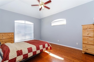 Charming 4-Bedroom Home in Stewart Peninsula. Nestled in the on Stewart Peninsula Golf Course in Texas - for sale on GolfHomes.com, golf home, golf lot