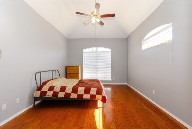 Charming 4-Bedroom Home in Stewart Peninsula. Nestled in the on Stewart Peninsula Golf Course in Texas - for sale on GolfHomes.com, golf home, golf lot