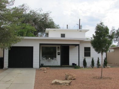 Beautiful Remodeled Home Across the Street from UNM North Golf on North Course - University of New Mexico  in New Mexico - for sale on GolfHomes.com, golf home, golf lot