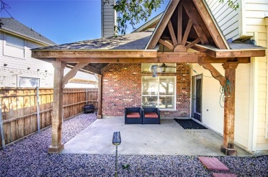Charming 4-Bedroom Home in Stewart Peninsula. Nestled in the on Stewart Peninsula Golf Course in Texas - for sale on GolfHomes.com, golf home, golf lot