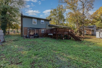 Seller offering up to $10,000 towards the buyers closing cost on Hedingham Golf and Athletic Club in North Carolina - for sale on GolfHomes.com, golf home, golf lot