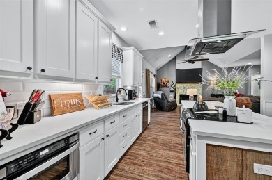 This Lake Kiowa home was designed for comfort AND style! The on Lake Kiowa Golf Course in Texas - for sale on GolfHomes.com, golf home, golf lot