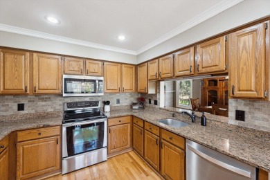 Beautifully remodeled end-unit ranch in Northville's coveted on Bushwood Golf Club in Michigan - for sale on GolfHomes.com, golf home, golf lot