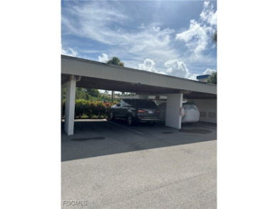 WELCOME TO THIS BEAUTIFUL WELL MAINTAINED CONDO!! This furnished on Seven Lakes Golf and Tennis Community in Florida - for sale on GolfHomes.com, golf home, golf lot