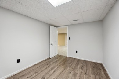 Beautifully remodeled end-unit ranch in Northville's coveted on Bushwood Golf Club in Michigan - for sale on GolfHomes.com, golf home, golf lot