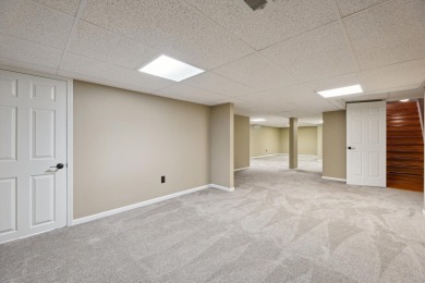 Beautifully remodeled end-unit ranch in Northville's coveted on Bushwood Golf Club in Michigan - for sale on GolfHomes.com, golf home, golf lot