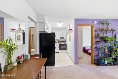 This charming condo offers the ideal blend of comfort on Continental Country Club in Arizona - for sale on GolfHomes.com, golf home, golf lot