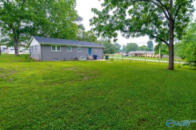 Completely renovated brick ranch home featuring 4 bedrooms, 2 on Colonial Golf Course in Alabama - for sale on GolfHomes.com, golf home, golf lot