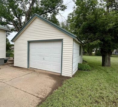 Welcome to 202 S. Maple St! This cozy 3 bedroom, 1 bath home on The Links at Pretty Prairie in Kansas - for sale on GolfHomes.com, golf home, golf lot