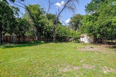 Welcome to 3300 Sherwood St. in Willow Park, Texas--a stunning 3 on Squaw Creek Golf Club in Texas - for sale on GolfHomes.com, golf home, golf lot
