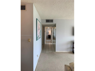 Great opportunity to owned this beautiful apartment in the quiet on Inverrary Country Club in Florida - for sale on GolfHomes.com, golf home, golf lot