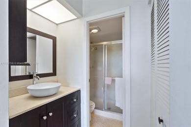 Great opportunity to owned this beautiful apartment in the quiet on Inverrary Country Club in Florida - for sale on GolfHomes.com, golf home, golf lot