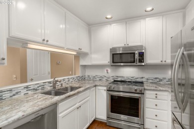 This updated townhome is ideally situated in a premium location on Claremont Golf Club in Oregon - for sale on GolfHomes.com, golf home, golf lot