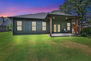 Welcome home! This 18 month old home is move-in ready! The on Lake Kiowa Golf Course in Texas - for sale on GolfHomes.com, golf home, golf lot