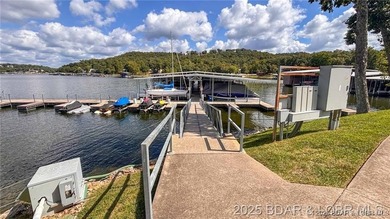 Welcome to Country Club Cove Villas, where maintenance-free on Seasons Ridge At Four Seasons in Missouri - for sale on GolfHomes.com, golf home, golf lot