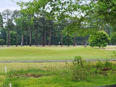 New Construction home on lot backing to the iconic 15th hole at on Elizabeth Manor Golf and Country Club in Virginia - for sale on GolfHomes.com, golf home, golf lot