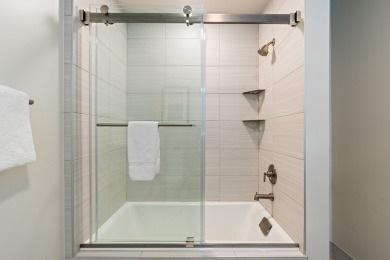 Spacious 3 bed/2 bath Condo! This turnkey, 1470 sq ft, unit is a on Osprey Meadows at Tamarack Resort in Idaho - for sale on GolfHomes.com, golf home, golf lot