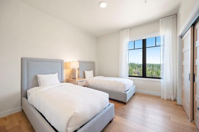 Spacious 3 bed/2 bath Condo! This turnkey, 1470 sq ft, unit is a on Osprey Meadows at Tamarack Resort in Idaho - for sale on GolfHomes.com, golf home, golf lot