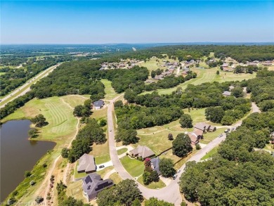 Welcome to this stunning 4-bedroom, 3.5-bathroom home nestled on on Eagle Crest Golf Course in Arkansas - for sale on GolfHomes.com, golf home, golf lot