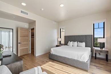 Spacious 3 bed/2 bath Condo! This turnkey, 1470 sq ft, unit is a on Osprey Meadows at Tamarack Resort in Idaho - for sale on GolfHomes.com, golf home, golf lot