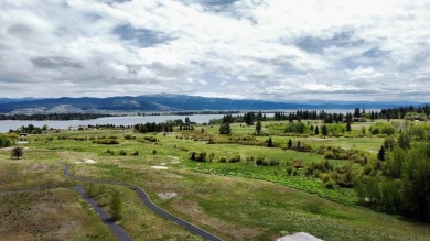 Spacious 3 bed/2 bath Condo! This turnkey, 1470 sq ft, unit is a on Osprey Meadows at Tamarack Resort in Idaho - for sale on GolfHomes.com, golf home, golf lot