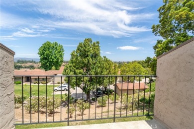 JUST LISTED, nestled in the 55+ Oaks North community, this on Oaks North Golf Course in California - for sale on GolfHomes.com, golf home, golf lot