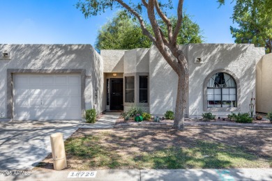 Remodeled townhome in Westbrook Village! 2 beds, 2 baths with on Westbrook Village Golf Club in Arizona - for sale on GolfHomes.com, golf home, golf lot