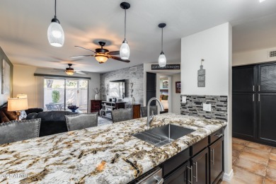 Remodeled townhome in Westbrook Village! 2 beds, 2 baths with on Westbrook Village Golf Club in Arizona - for sale on GolfHomes.com, golf home, golf lot