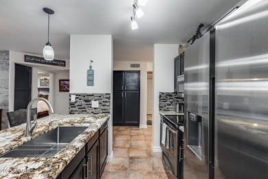 Remodeled townhome in Westbrook Village! 2 beds, 2 baths with on Westbrook Village Golf Club in Arizona - for sale on GolfHomes.com, golf home, golf lot