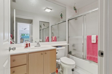 Location, Location, Light and Bright 2-bedroom, 2-bathroom Villa on Lost Lake Golf Club in Florida - for sale on GolfHomes.com, golf home, golf lot