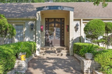 Lovely custom-built, one-owner home on a corner lot of a on Texas Rangers Golf Club  in Texas - for sale on GolfHomes.com, golf home, golf lot