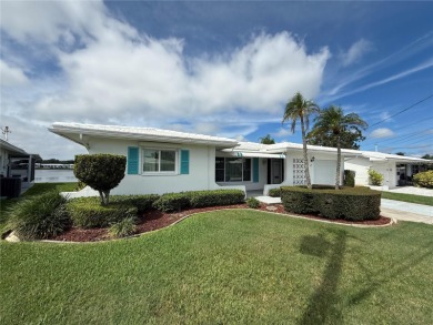 Lakefront Living in The Mainlands  55+ Community
Discover this on Mainlands Golf Club in Florida - for sale on GolfHomes.com, golf home, golf lot