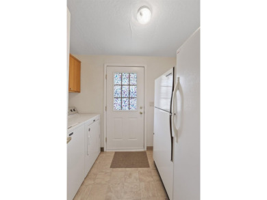 Updated and Modern 3 Bedroom / 2 Bathroom Home in Sunny Creek on Eagle Ridge Golf Course in Washington - for sale on GolfHomes.com, golf home, golf lot