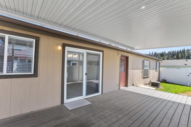 Updated and Modern 3 Bedroom / 2 Bathroom Home in Sunny Creek on Eagle Ridge Golf Course in Washington - for sale on GolfHomes.com, golf home, golf lot