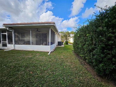 Lovely 3BR/2BA/2CG villa in the gated community of Summerfield on Champions Club at Summerfield in Florida - for sale on GolfHomes.com, golf home, golf lot