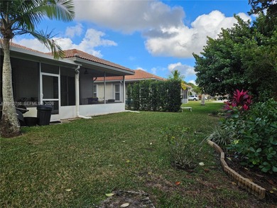 Lovely 3BR/2BA/2CG villa in the gated community of Summerfield on Champions Club at Summerfield in Florida - for sale on GolfHomes.com, golf home, golf lot