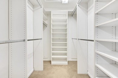 Welcome to this light and bright 2BR/2.5BA lakefront townhouse on Boca Lago Golf and Country Club in Florida - for sale on GolfHomes.com, golf home, golf lot