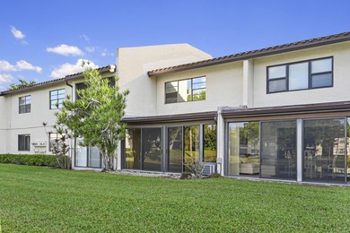 Welcome to this light and bright 2BR/2.5BA lakefront townhouse on Boca Lago Golf and Country Club in Florida - for sale on GolfHomes.com, golf home, golf lot