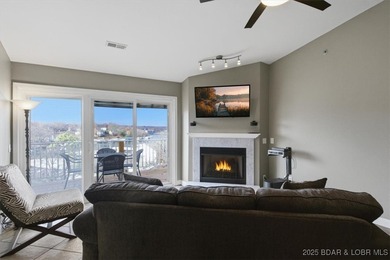 TOP-FLOOR CONDO with VAULTED CEILINGS, GREAT VIEWS, and on Sycamore Creek Golf Club in Missouri - for sale on GolfHomes.com, golf home, golf lot