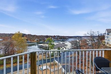 TOP-FLOOR CONDO with VAULTED CEILINGS, GREAT VIEWS, and on Sycamore Creek Golf Club in Missouri - for sale on GolfHomes.com, golf home, golf lot