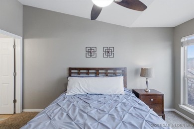 TOP-FLOOR CONDO with VAULTED CEILINGS, GREAT VIEWS, and on Sycamore Creek Golf Club in Missouri - for sale on GolfHomes.com, golf home, golf lot
