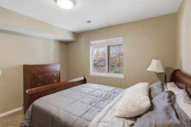 TOP-FLOOR CONDO with VAULTED CEILINGS, GREAT VIEWS, and on Sycamore Creek Golf Club in Missouri - for sale on GolfHomes.com, golf home, golf lot