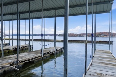 TOP-FLOOR CONDO with VAULTED CEILINGS, GREAT VIEWS, and on Sycamore Creek Golf Club in Missouri - for sale on GolfHomes.com, golf home, golf lot