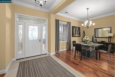 55+ Wonderful Living in Summerst II. This Model has 2 Large on Brentwood Golf Club in California - for sale on GolfHomes.com, golf home, golf lot